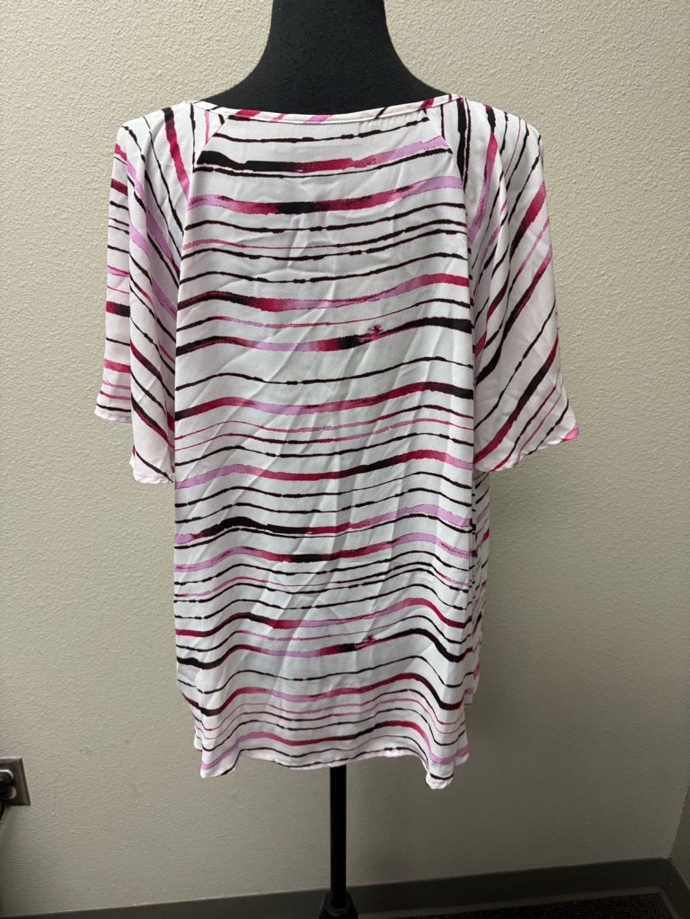 Apt 9 Pink White Striped Blouse Large Split Neck Short Sleeve Top - Picture 5 of 10